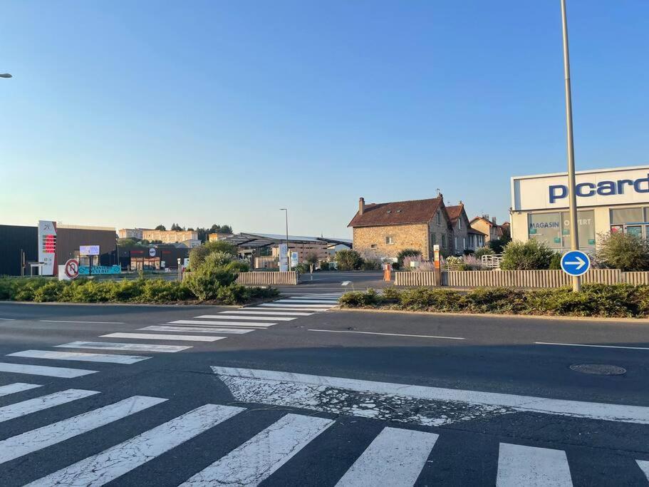 Le Charmeur * * * Aurillac