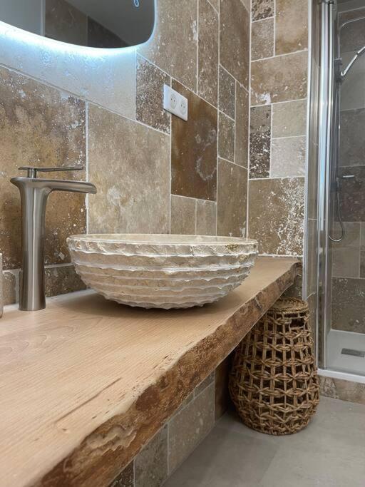 Le Charmeur * * * Apartment Aurillac