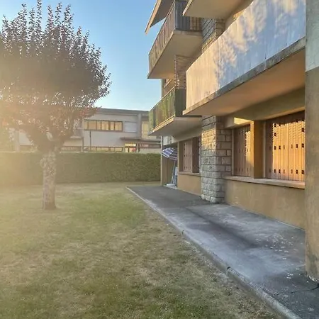 Le Charmeur * * * Apartment Aurillac Exterior photo